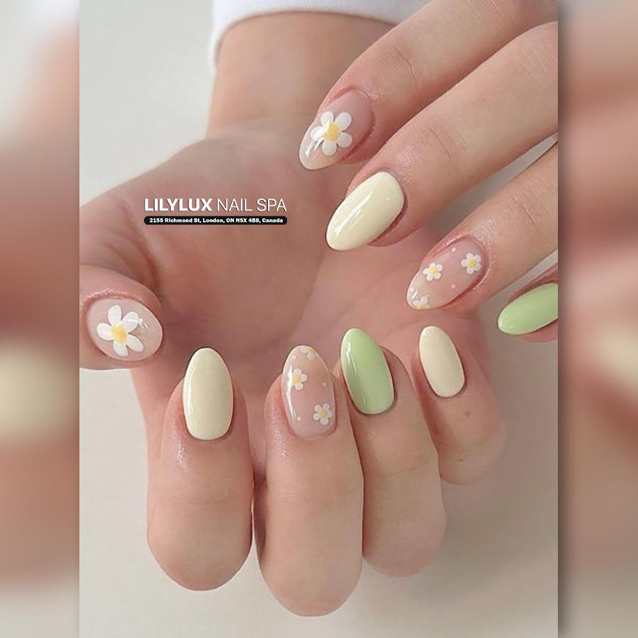 Nail art design at Organic Nails Orleans